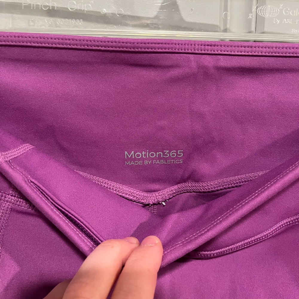 Fabletics Motion365 Short Bundle - Picture 13 of 14